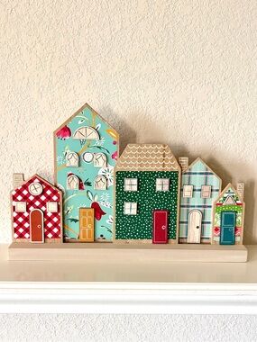 Pioneer Woman Tabletop Bungalow Houses